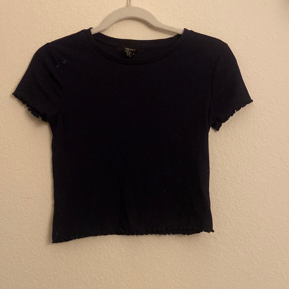 Navy blue lettuce trim top🌌